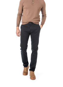 Stylingtipps Beschreibungsbild von BOSS Orange Chino Slim 50510933/001