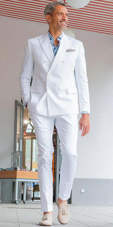 Modischer Zweireiher Anzug, Komplett-Outfit Image 0