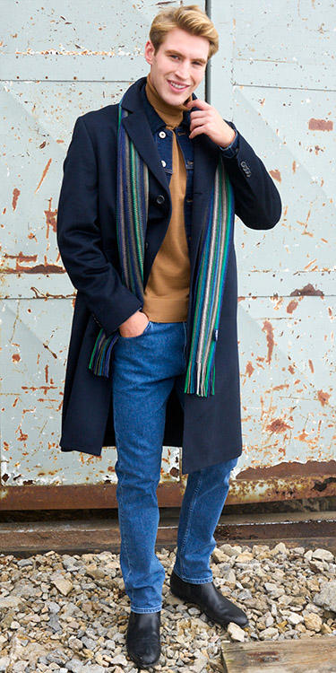 Chelsea Boots Dunkelblauer Mantel Kombinieren Chelsea Boots Online