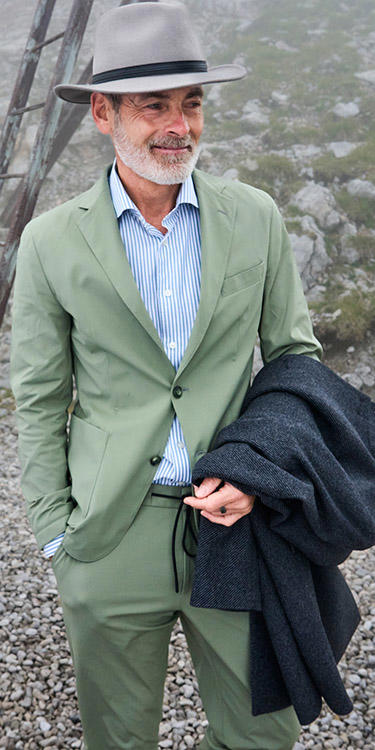 Smart in Salbei, Komplett-Outfit