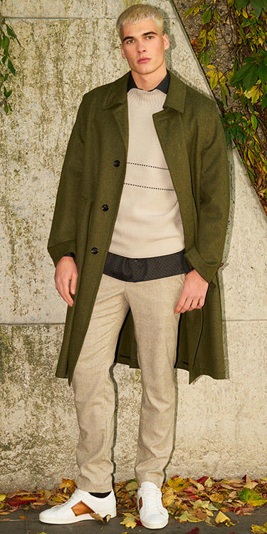 Lässiger Look in Naturtönen, Komplett-Outfit Image 0