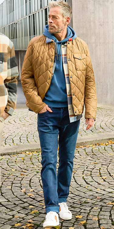 Steppjacke trifft Overshirt & Hoodie