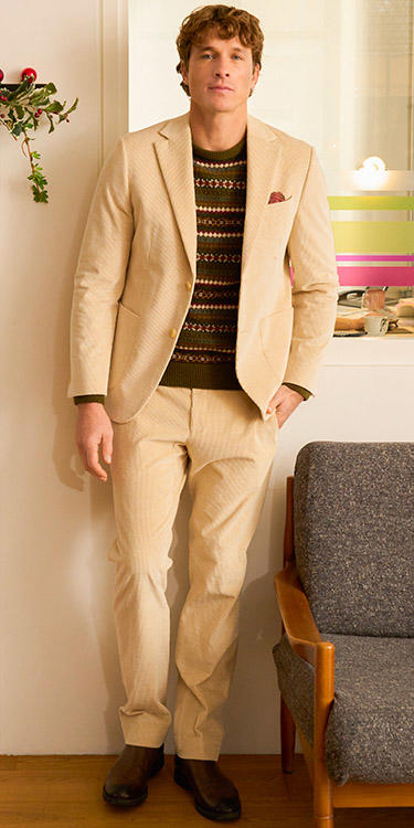 Cordanzug mit nostalgischem Twist, Komplett-Outfit Image 0