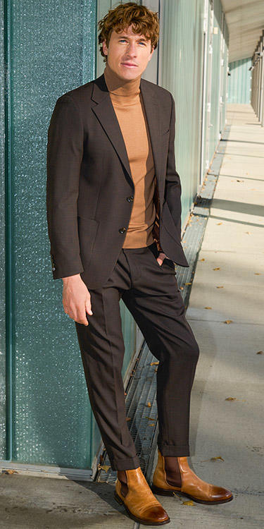 Trendfarbe Braun - Anzug Look, Komplett-Outfit Image 0