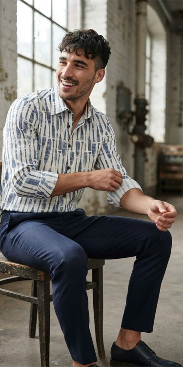 Smart in Blau, Komplett-Outfit