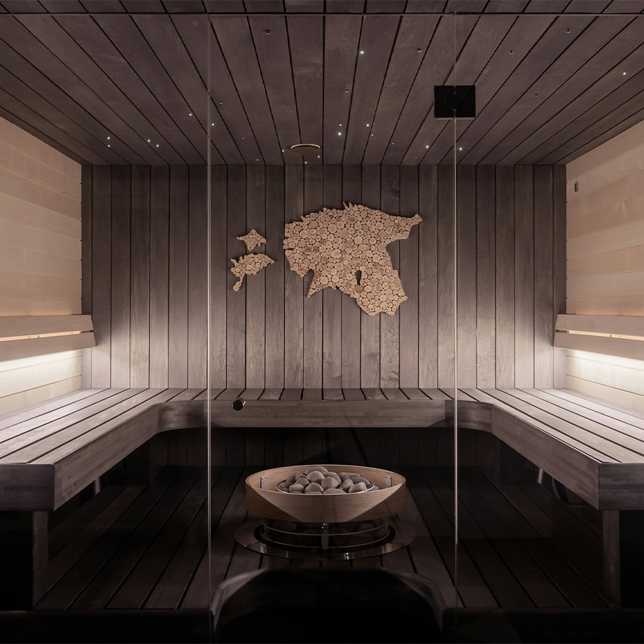 Saunabereich eines Wellnessbereiches in einem Hotel.