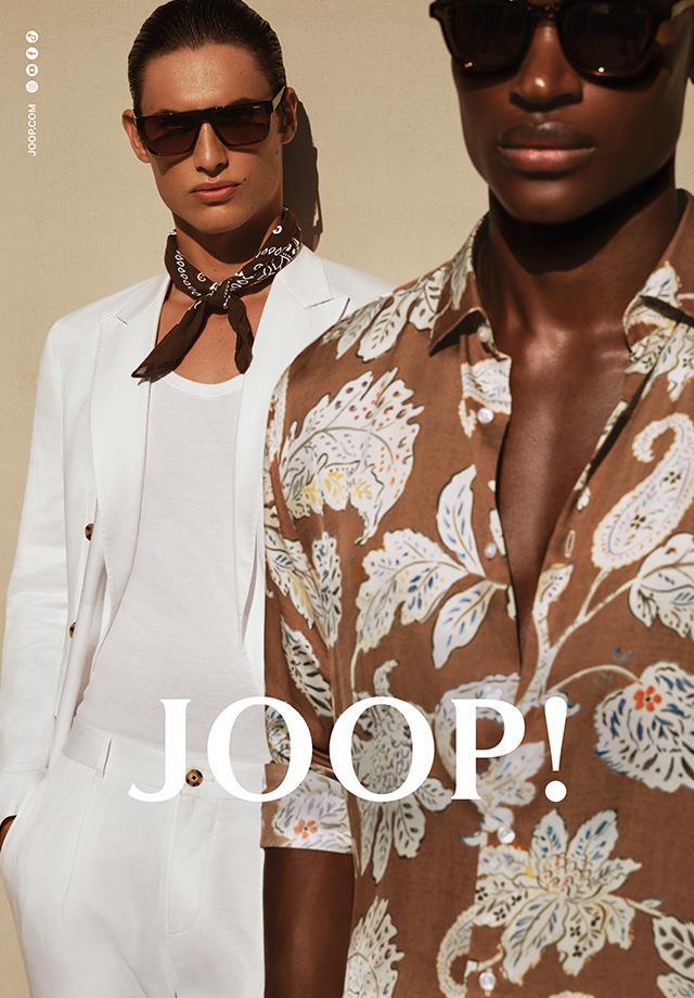 Zwei Männer in sommerlichen Outfits der Marke Joop!