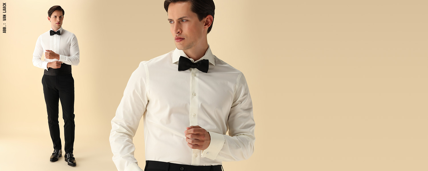 Weißes Smokinghemd mit Fliege – klassischer Abend-Look für festliche Anlässe.