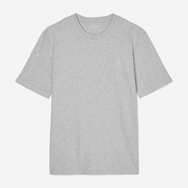 Graumeliertes Herren-T-Shirt mit Rundhals und dezentem Logo – minimalistischer Alltagslook von Marc O’Polo.