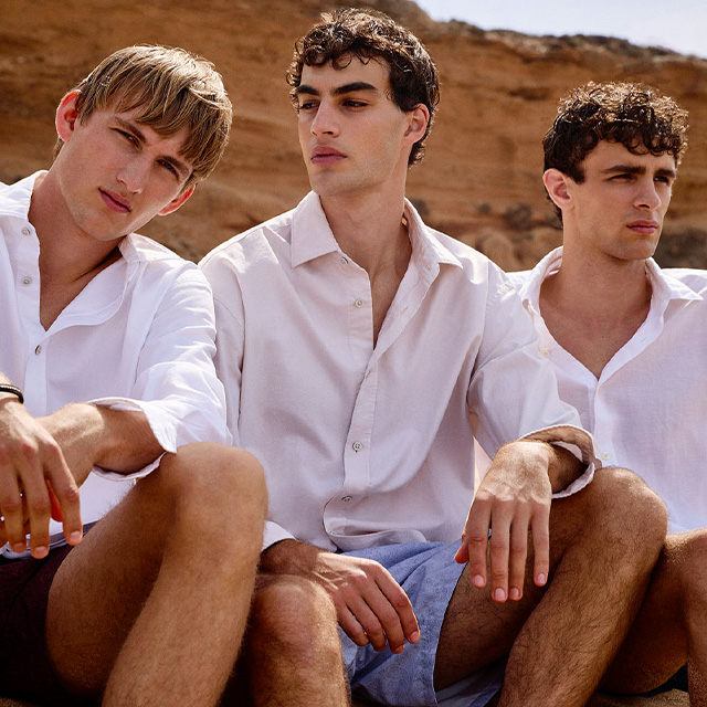 Weiße Leinenhemden für Herren, leger am Strand getragen, entspannter Look