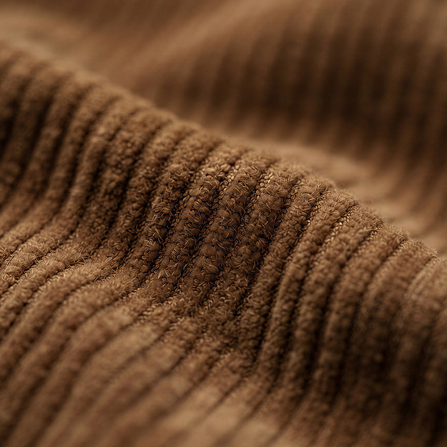 Braune Cord-Struktur im Detail, geripptes Baumwollgewebe für Freizeithemden und Jacken