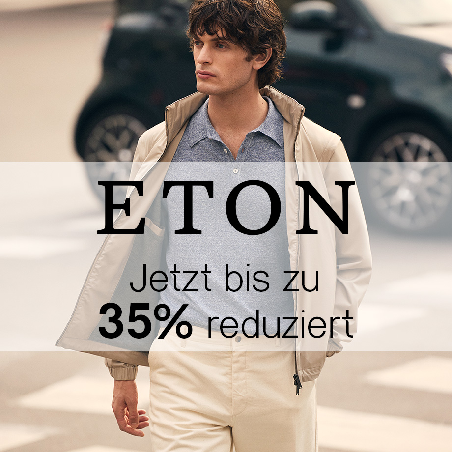 Hellbeige Jacke über grauem Poloshirt, elegant kombiniert, auf der Straße getragen
